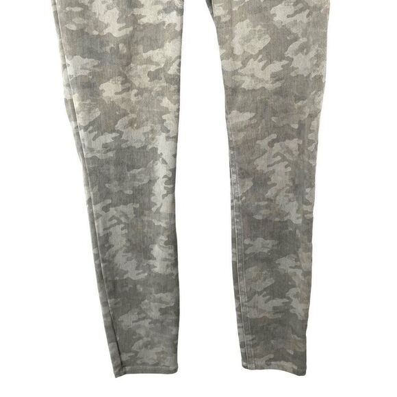 SPANX Jean-ish Ankle Leggings in Stone Washed Camo‎ Size M - Picture 7 of 10